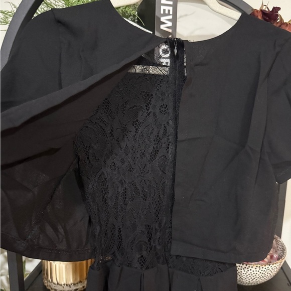 Sans Souci Black Jumpsuit other lace under layer size xs - Picture 6 of 7
